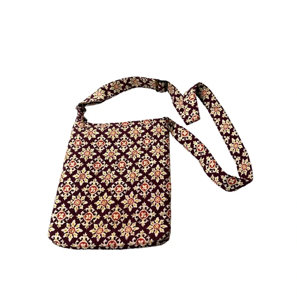 Vera Bradley Medallion Crossbody‎ Bag Purse Retired 2006